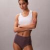Cueca slip de cintura alta em algodão ideal