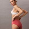 Cueca slip de cintura alta sem costuras com costura flexível
