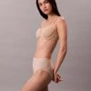Cueca slip de cintura alta sem costuras com costura flexível