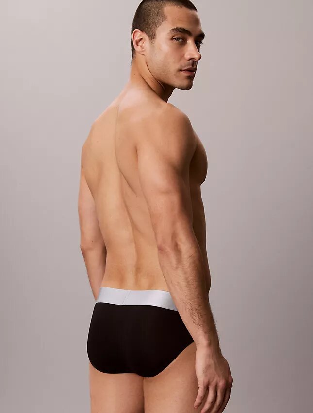 Cueca slip de cintura baixa em microfibra elástica Cueca slip de cintura baixa em microfibra elástica