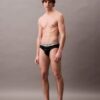 Cueca slip de cintura baixa em microfibra escovada elástica Cueca slip de cintura baixa em microfibra escovada elástica