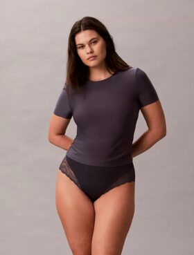 Cueca slip de renda elástica sensual