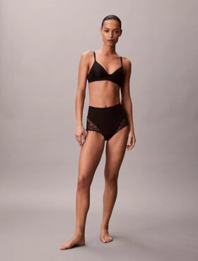 Cueca slip de renda elástica sensual