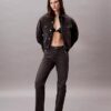 Jeans bootcut descontraídos