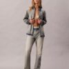 Jeans Bootcut descontraídos com ouropel Jeans Bootcut descontraídos com ouropel
