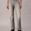 Jeans Bootcut descontraídos com ouropel Jeans Bootcut descontraídos com ouropel