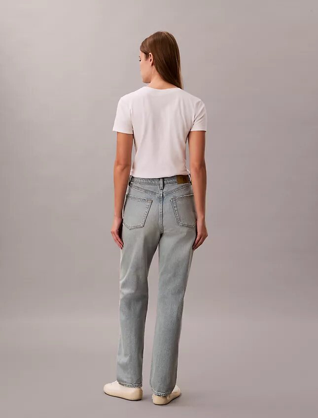 Jeans com corte Mom Jeans com corte Mom