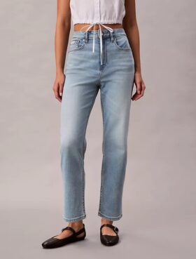 Jeans curtos de cintura alta em mistura de Lyocell