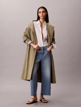 Jeans curtos de perna larga