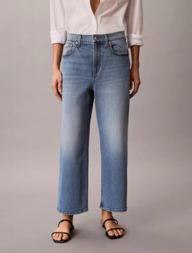 Jeans curtos de perna larga