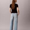 Jeans curtos de perna larga