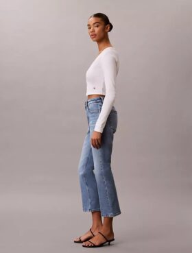 Jeans de cintura alta, curtos e largos