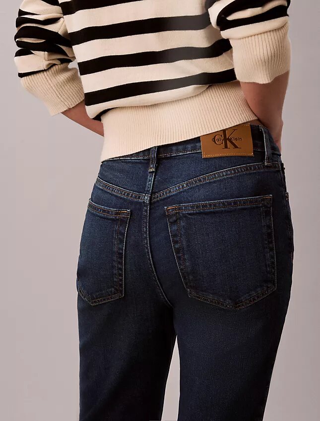 Jeans de cintura alta, curtos e largos Jeans de cintura alta, curtos e largos