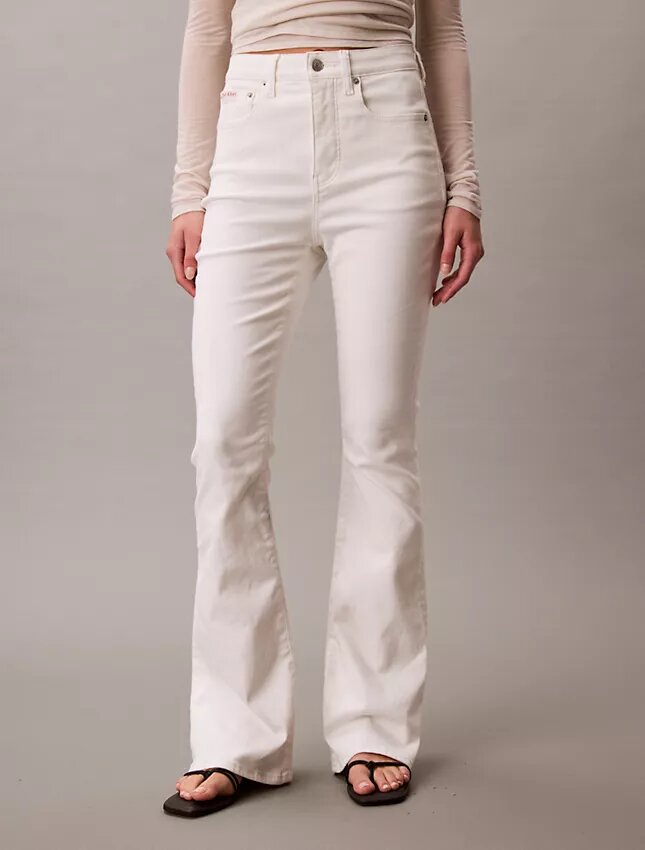 Jeans de cintura alta e corte largo Jeans de cintura alta e corte largo