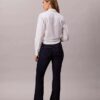 Jeans de cintura alta e corte largo Jeans de cintura alta e corte largo