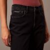 Jeans de cintura média e corte largo Jeans de cintura média e corte largo