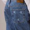 Jeans de corte largo dos anos 90