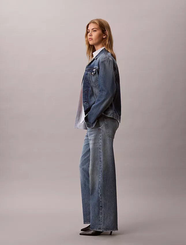 Jeans de ganga largos de cintura baixa Jeans de ganga largos de cintura baixa