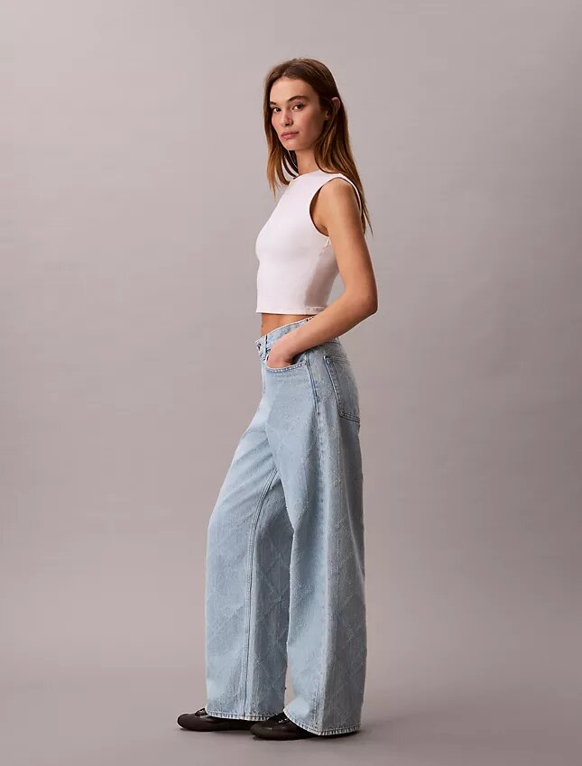 Jeans de ganga largos de cintura baixa Jeans de ganga largos de cintura baixa