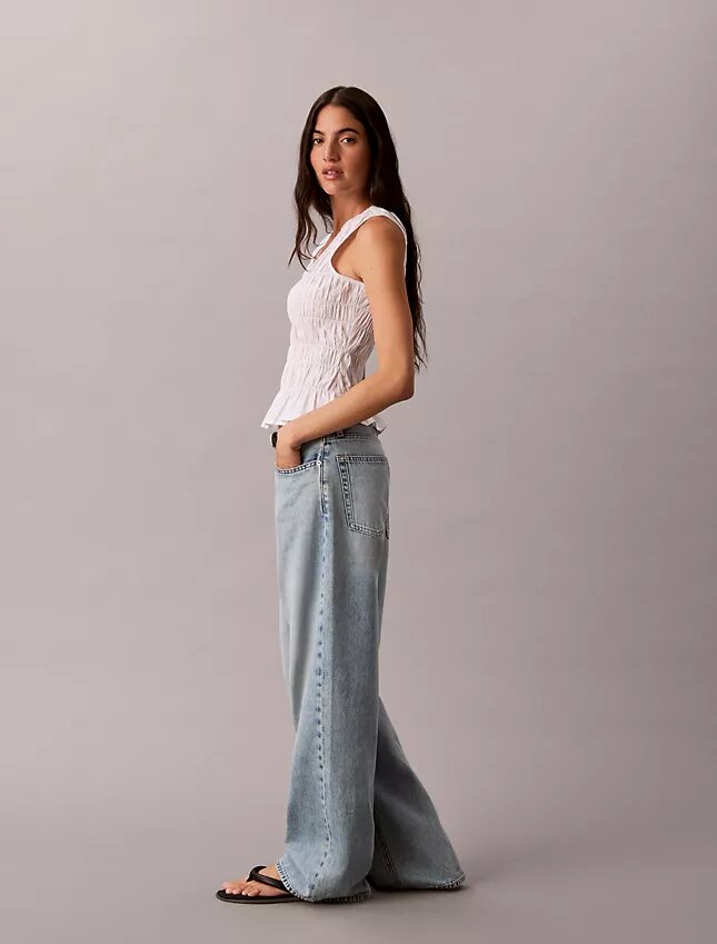 Jeans de ganga largos de cintura baixa Jeans de ganga largos de cintura baixa