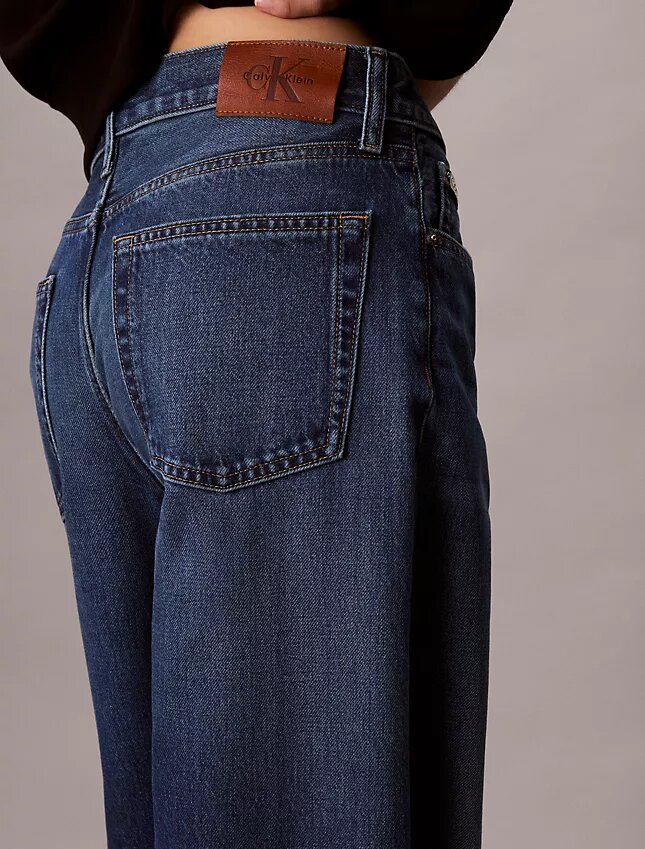 Jeans de ganga largos de cintura baixa Jeans de ganga largos de cintura baixa