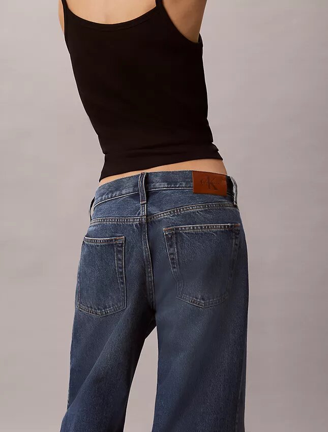 Jeans de ganga largos de cintura baixa Jeans de ganga largos de cintura baixa