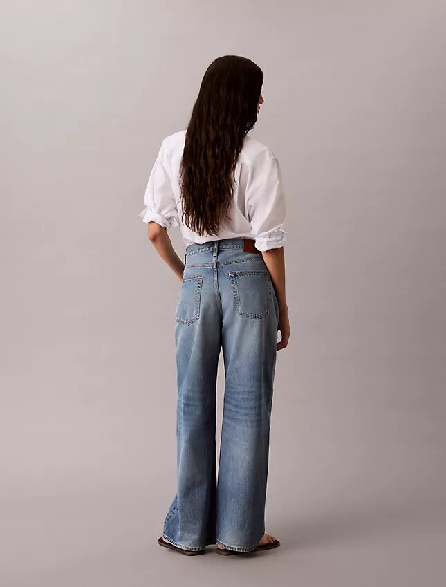 Jeans de ganga largos de cintura baixa Jeans de ganga largos de cintura baixa