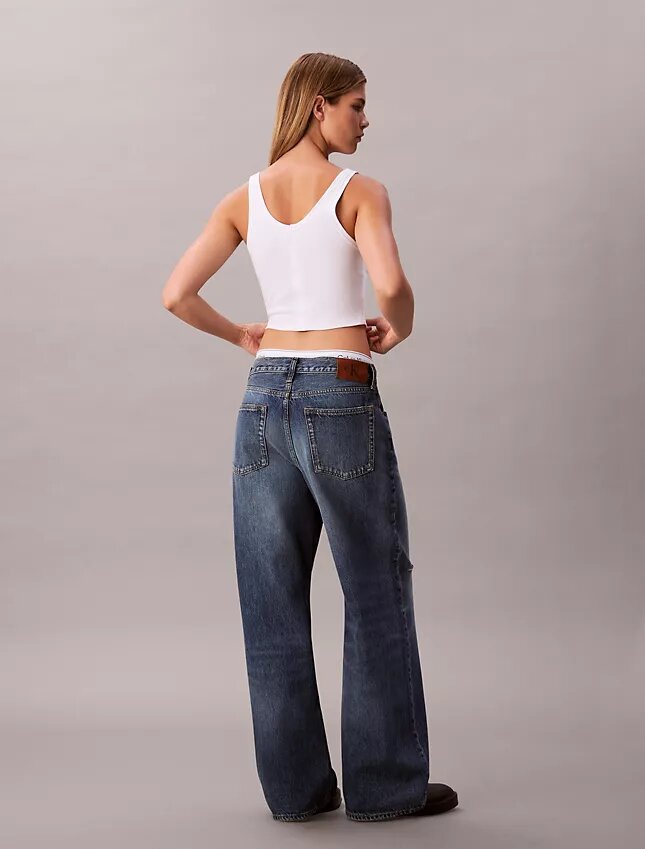 Jeans de ganga largos de cintura baixa Jeans de ganga largos de cintura baixa