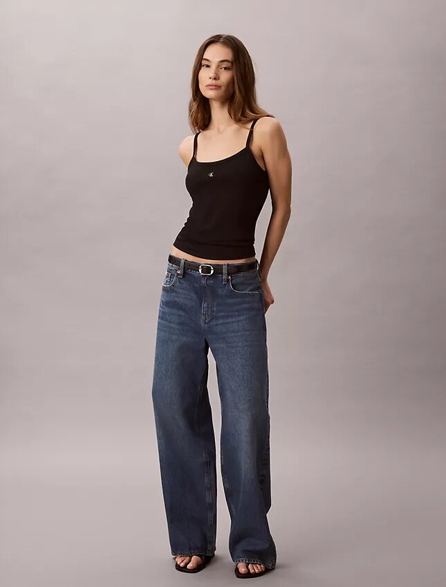 Jeans de ganga largos de cintura baixa Jeans de ganga largos de cintura baixa