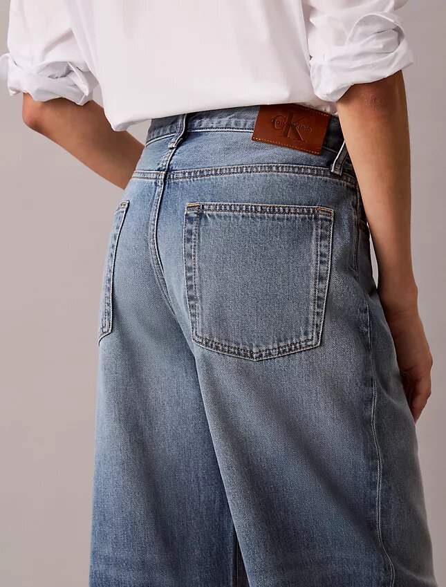 Jeans de ganga largos de cintura baixa Jeans de ganga largos de cintura baixa