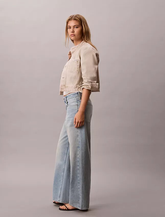 Jeans de ganga largos de cintura baixa com logótipo Jeans de ganga largos de cintura baixa com logótipo