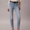 Jeans justos de cintura média Jeans justos de cintura média