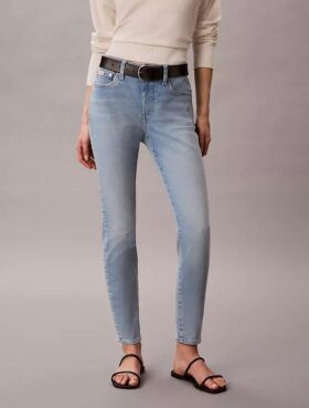 Jeans justos de cintura média