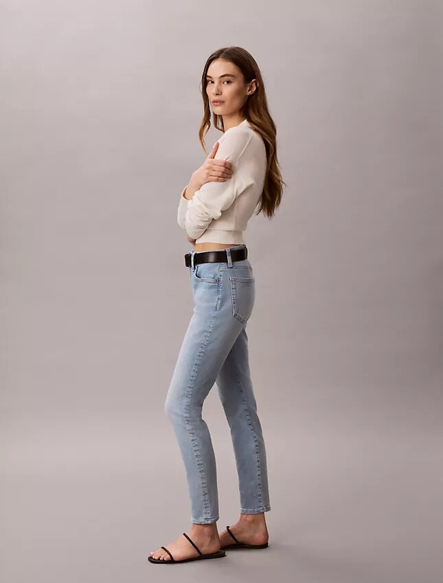 Jeans justos de cintura média Jeans justos de cintura média