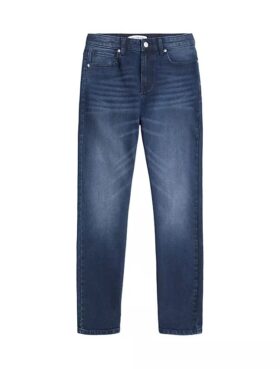 Jeans justos e retos para meninos