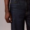 Jeans largos e leves Jeans largos e leves