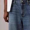 Jeans leves e extremamente largos Jeans leves e extremamente largos