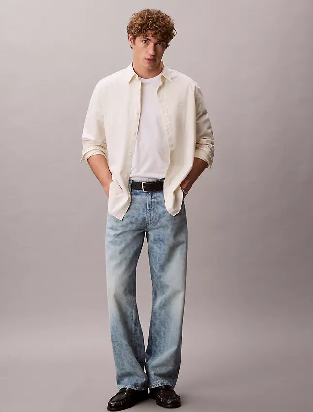 Jeans retos dos anos 90 Jeans retos dos anos 90