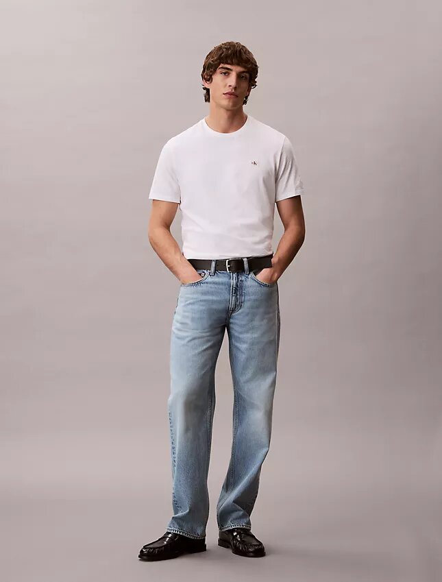 Jeans retos dos anos 90 Jeans retos dos anos 90