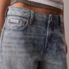 Jeans retos dos anos 90 Jeans retos dos anos 90