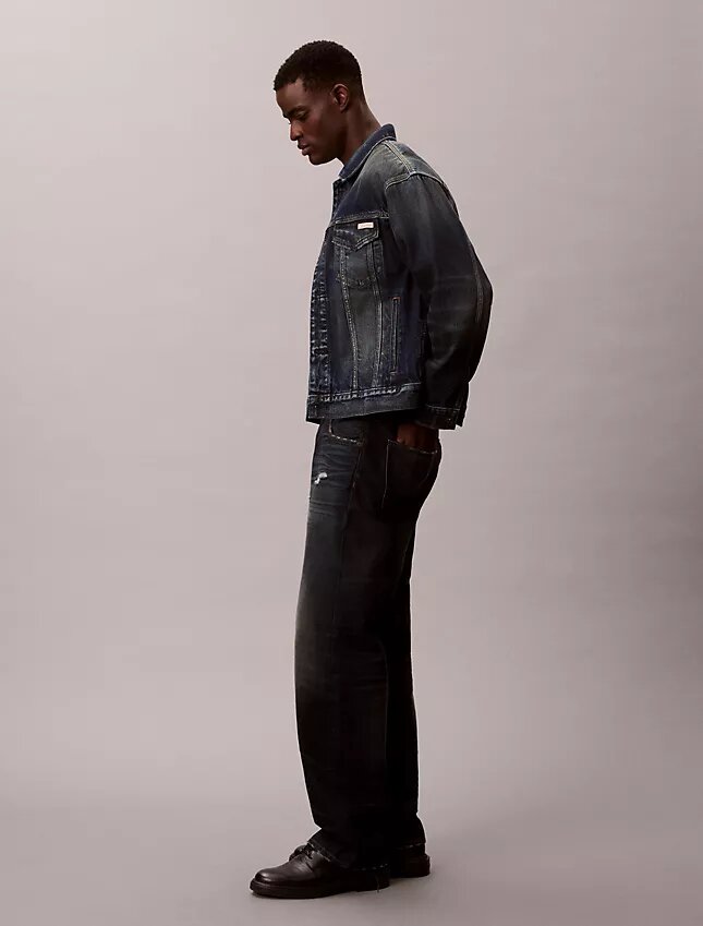 Jeans retos dos anos 90 Jeans retos dos anos 90