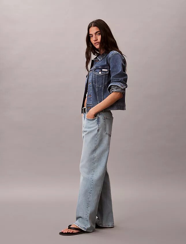 Jeans retos dos anos 90 Jeans retos dos anos 90