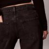 Jeans retos dos anos 90 Jeans retos dos anos 90