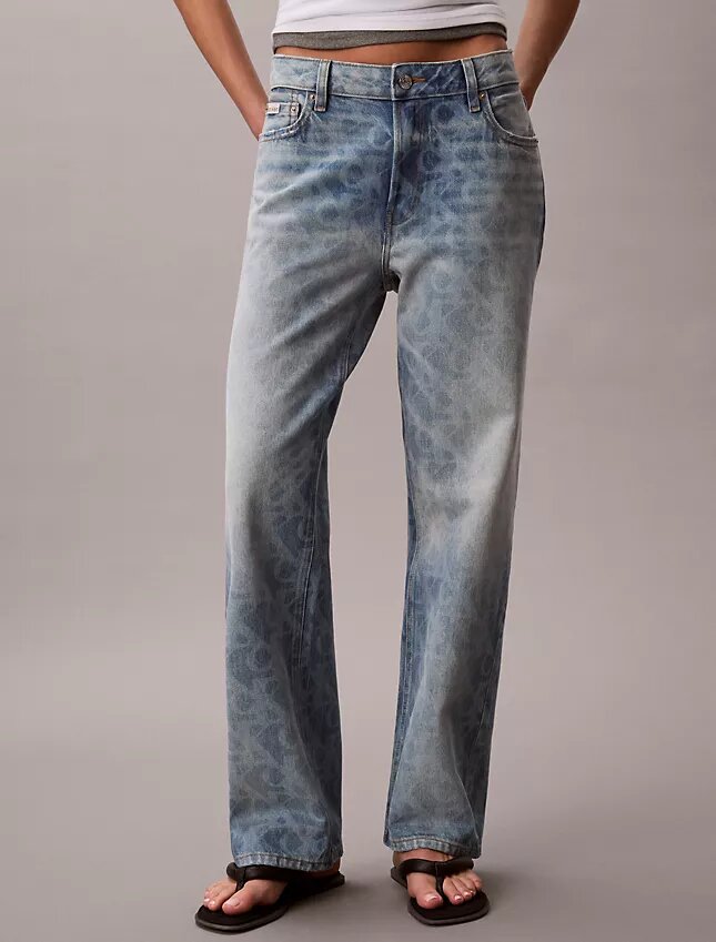 Jeans retos dos anos 90 Jeans retos dos anos 90