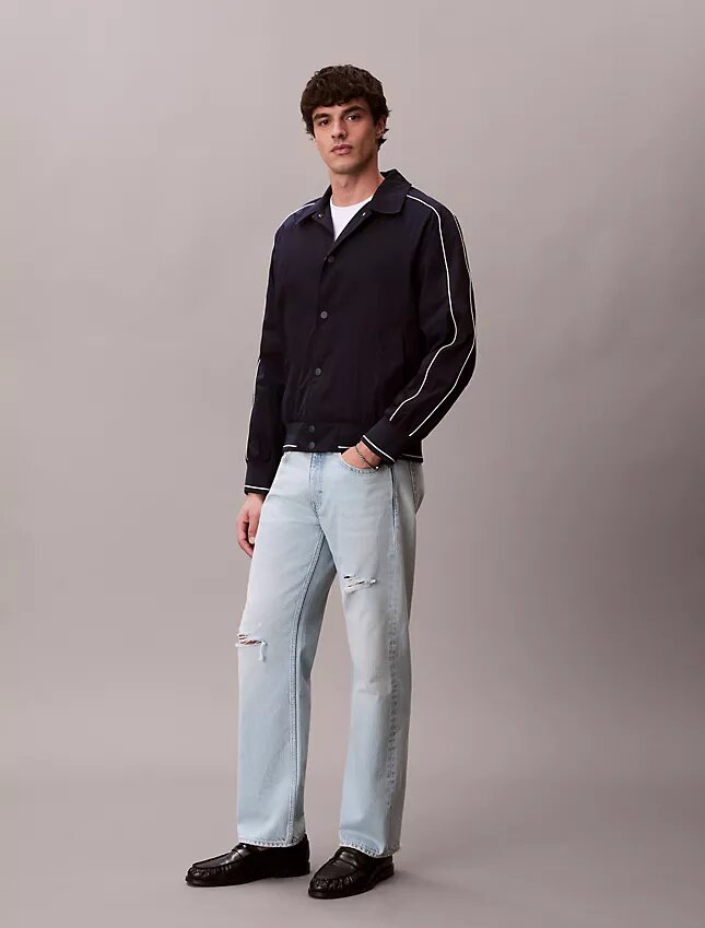 Jeans retos dos anos 90 Jeans retos dos anos 90
