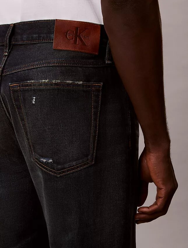 Jeans retos dos anos 90 Jeans retos dos anos 90