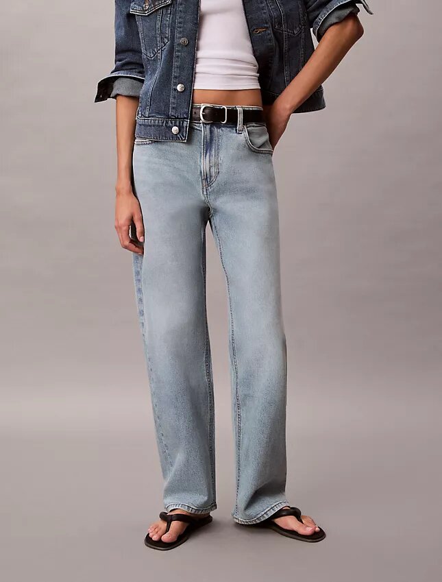 Jeans retos dos anos 90 Jeans retos dos anos 90