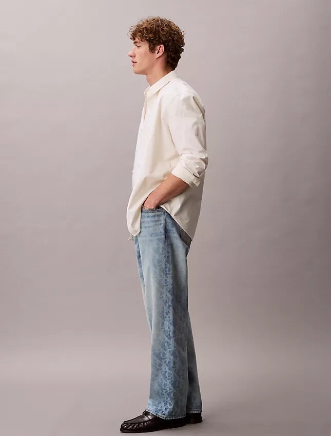 Jeans retos dos anos 90 Jeans retos dos anos 90