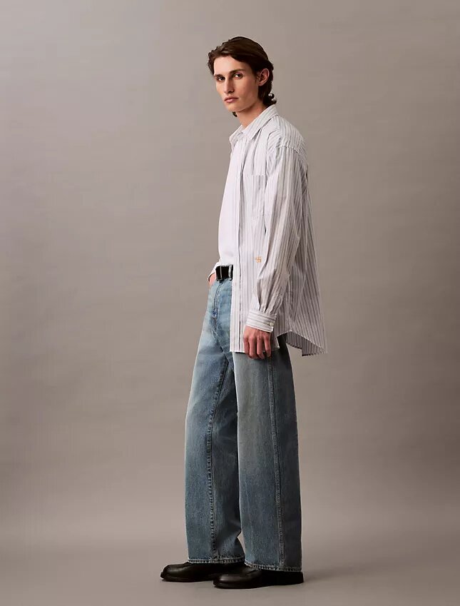 Jeans retos dos anos 90 Jeans retos dos anos 90