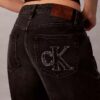 Jeans retos dos anos 90 Jeans retos dos anos 90